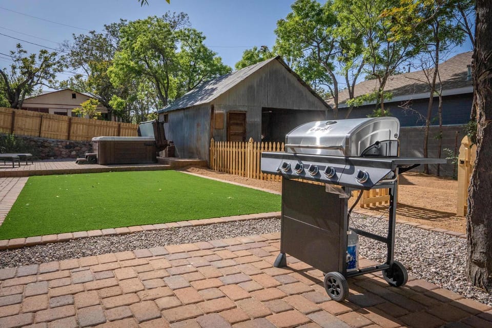 Charming & Cozy Northern AZ Base Camp - Sleeps 4 House in Clarkdale