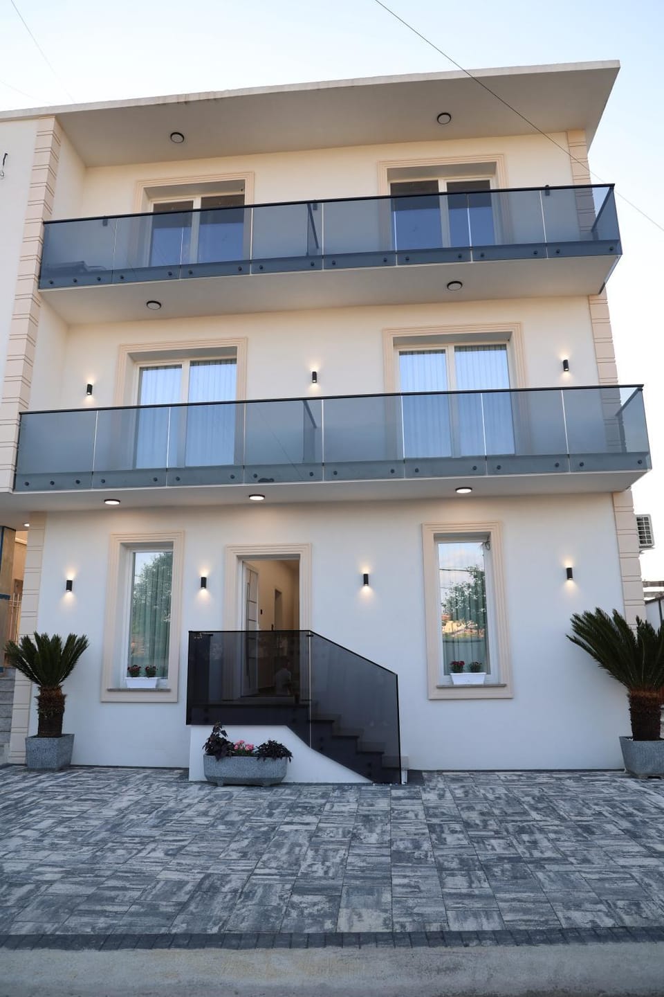 Property building, Facade/entrance