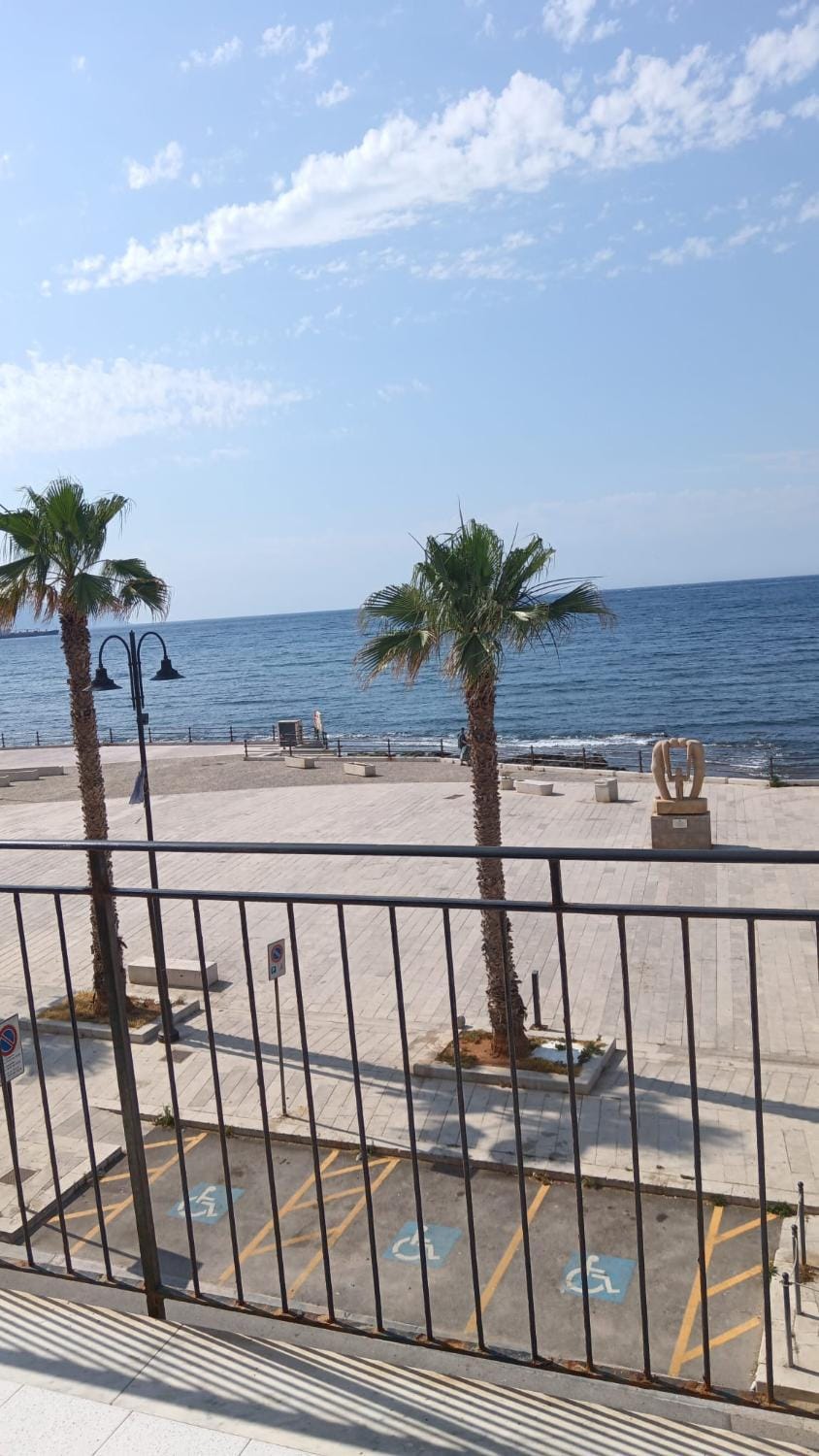 Tramonto sul mare Apartment in Sicily
