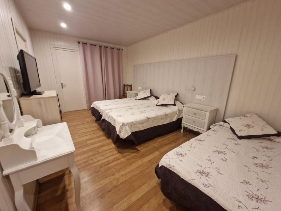 Hotel Europa Les by Dynamic Hotels Hotel in Catalonia