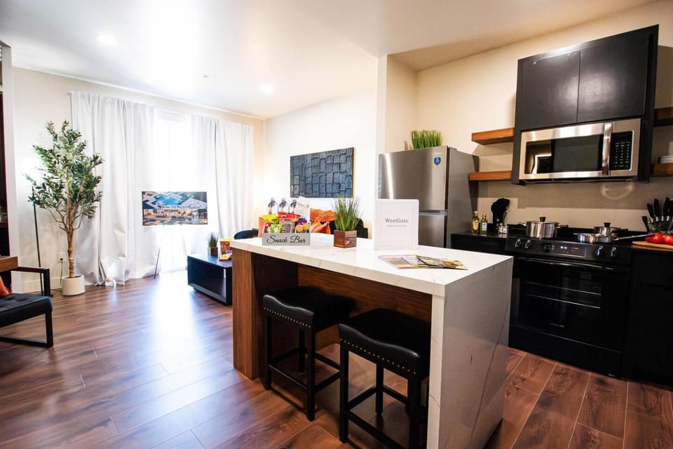 Brayden Tower Suite #12 with Balcony Apartment in Lawton