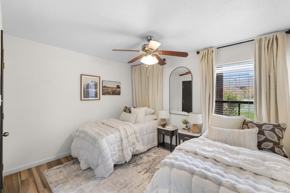 Elegant 2BR/2BA by TAMU | King | Washer & Dryer Apartment in College Station