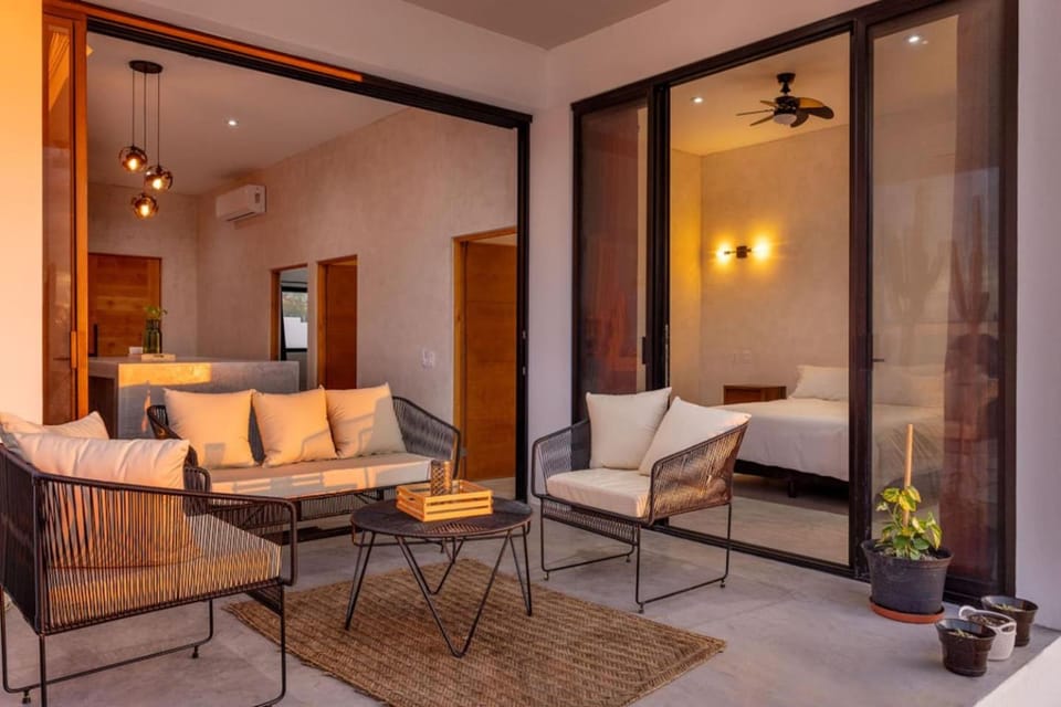 Balcony/Terrace, Seating area, Sunset, furniture