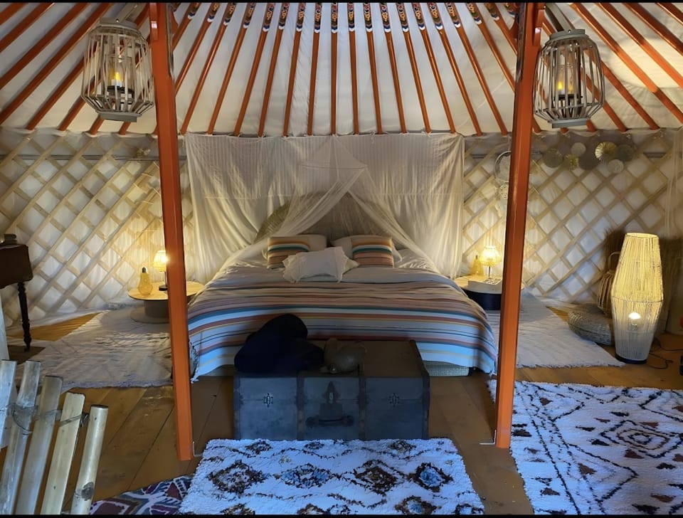 Living room, Bedroom