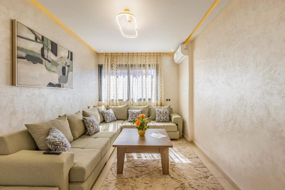Appartement lumineux avec balcon Hay Charaf Apartment in Marrakesh
