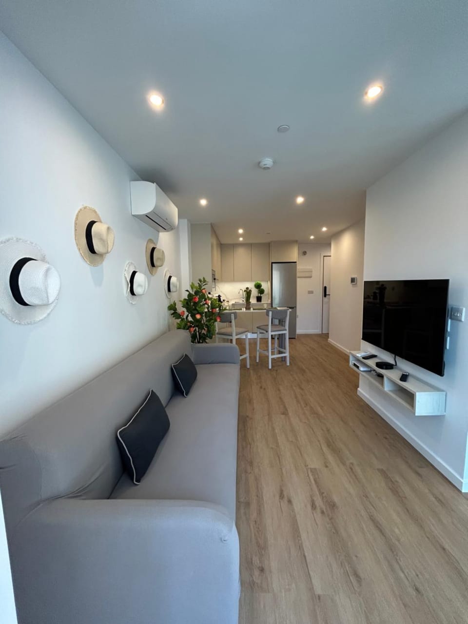 Communal lounge/ TV room, TV and multimedia, Kitchen or kitchenette, Living room, Seating area, Evening entertainment