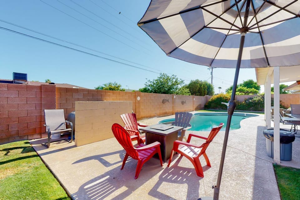 Charming Retro Gem House in Scottsdale