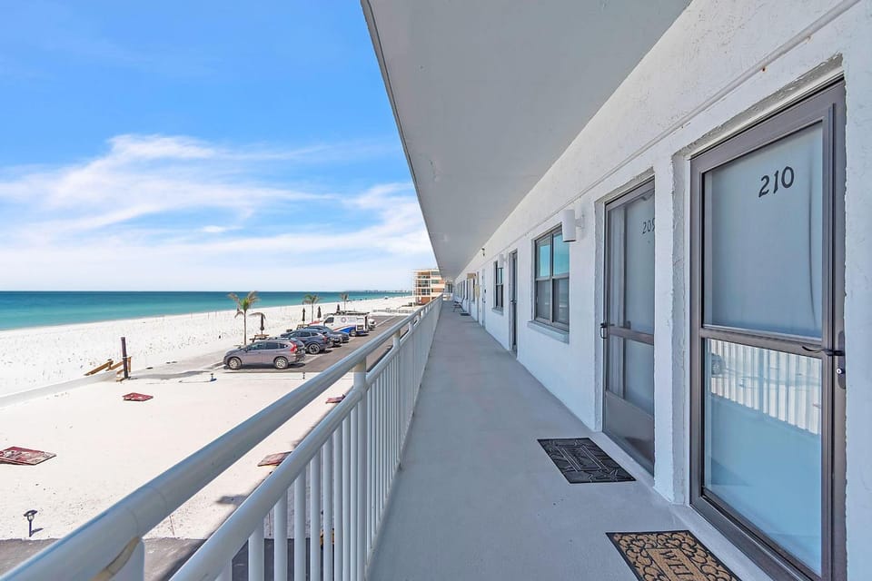 Sunset Chateau 210 House in Sunset Beach