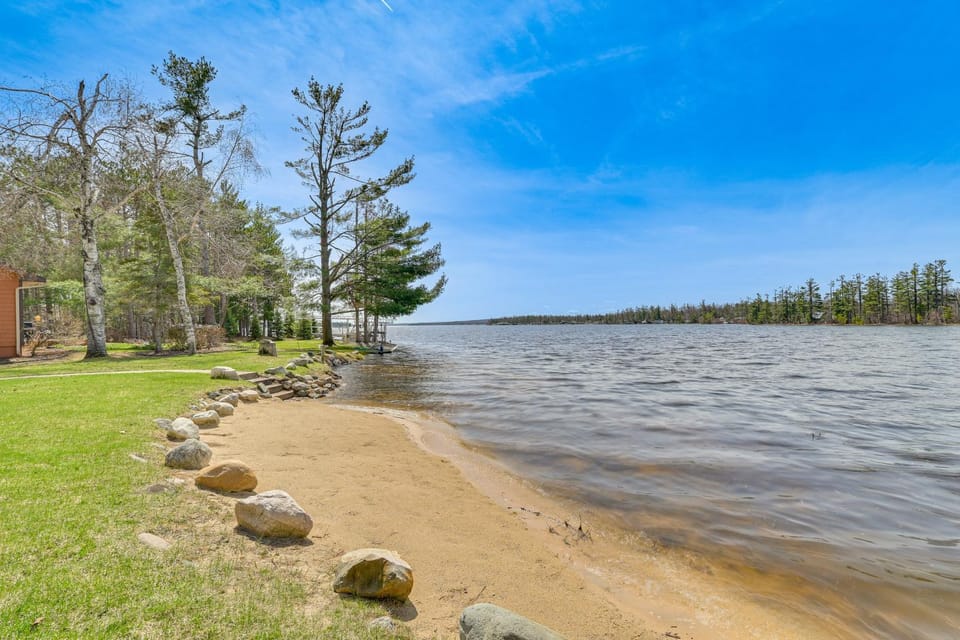 Spacious Getaway w/ Beach & Views on Otsego Lake! House in Michigan