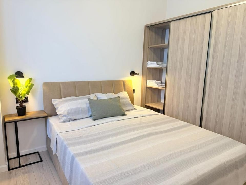 Bed, Bedroom, wardrobe