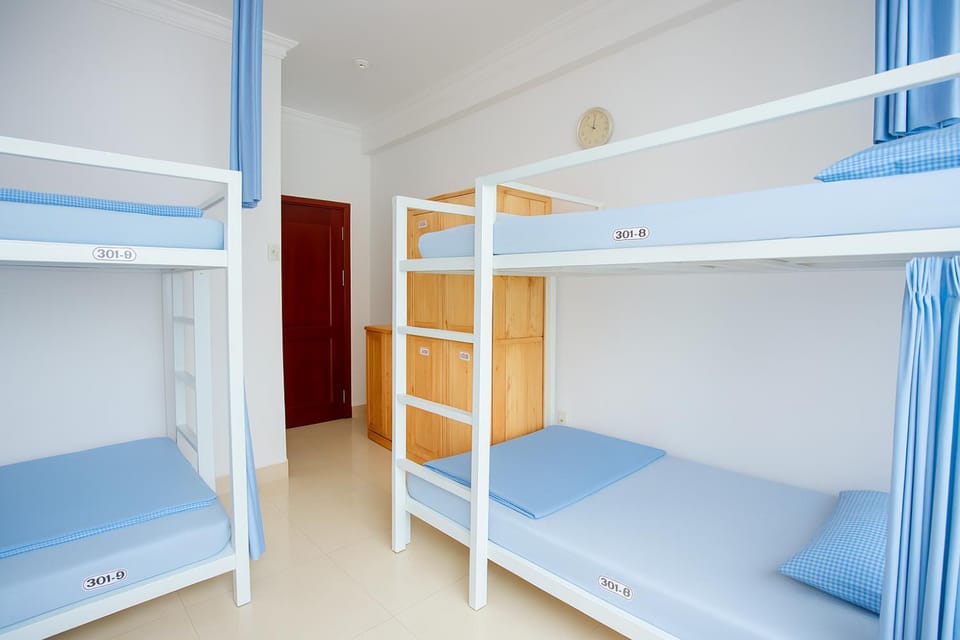 bunk bed