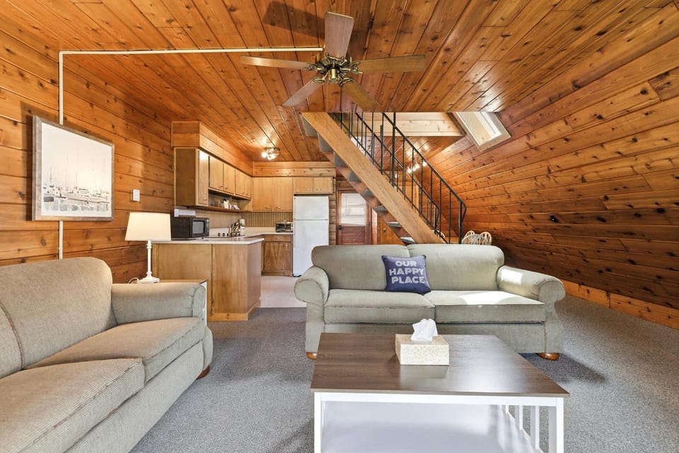 Chalet #41 Resort Chalet Nr Pool & Amenities Chalet in Lincoln Township