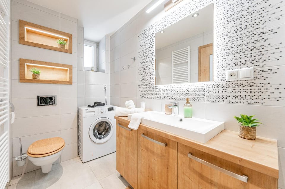 Shower, Bathroom, washing machine