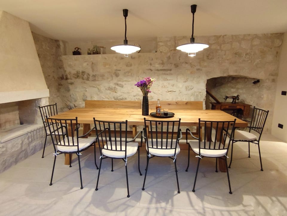 Property building, Dining area