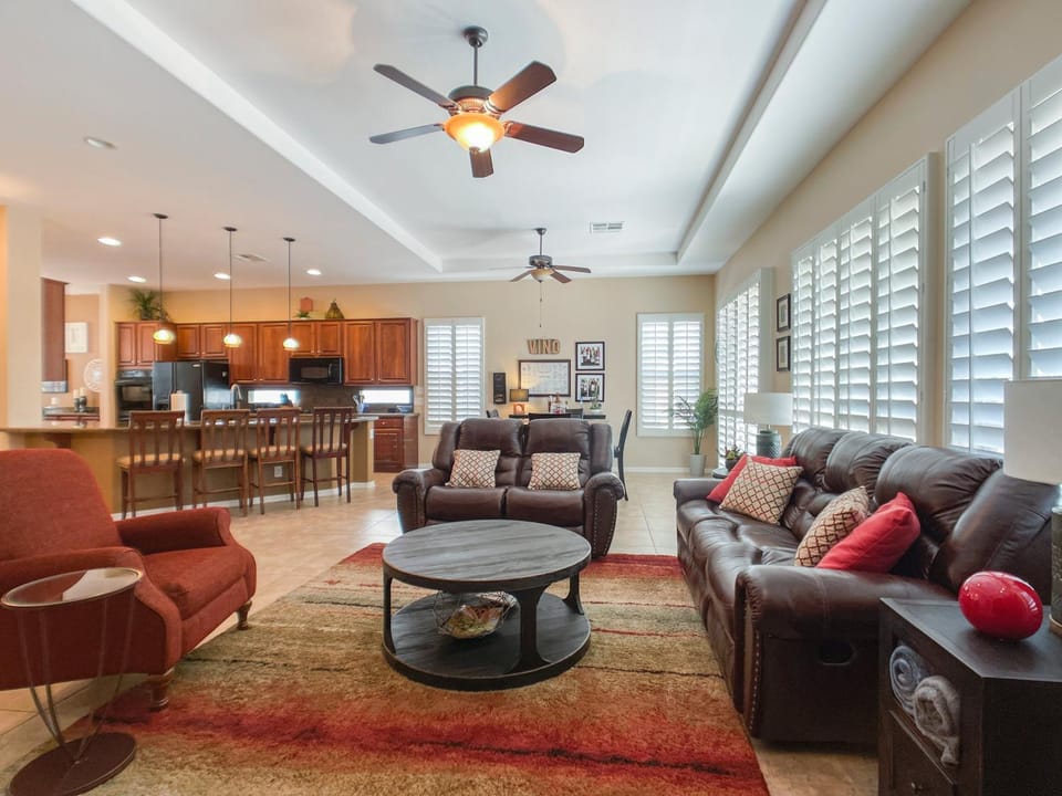 Treasure @ Trilogy House in Gilbert