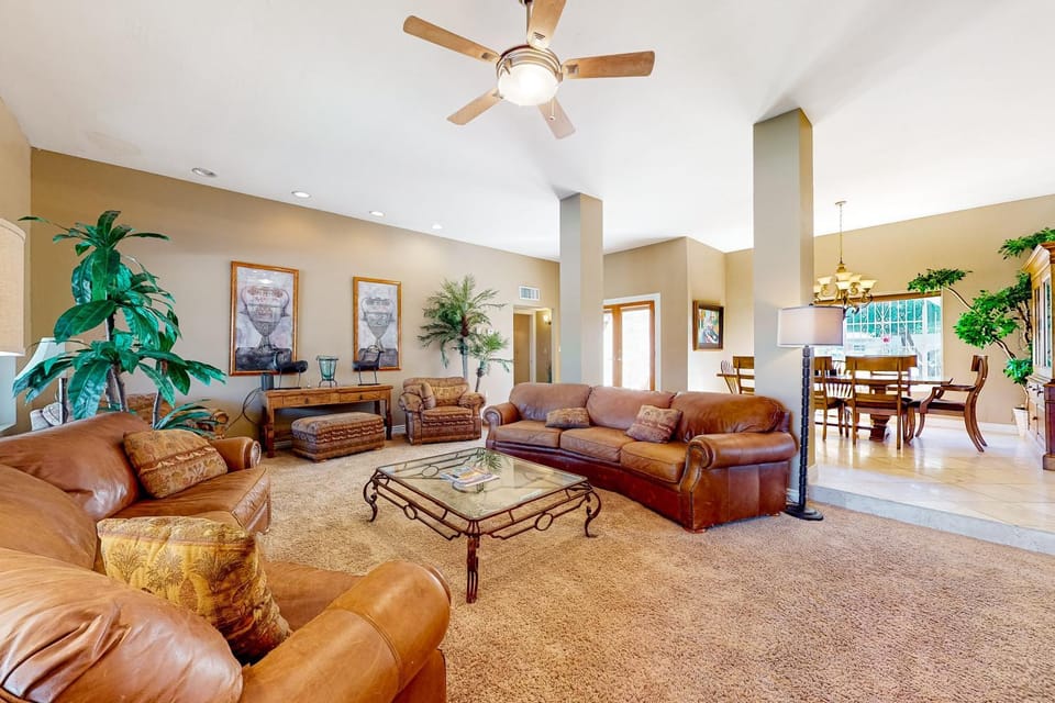 Golfside Haven Retreat House in McCormick Ranch