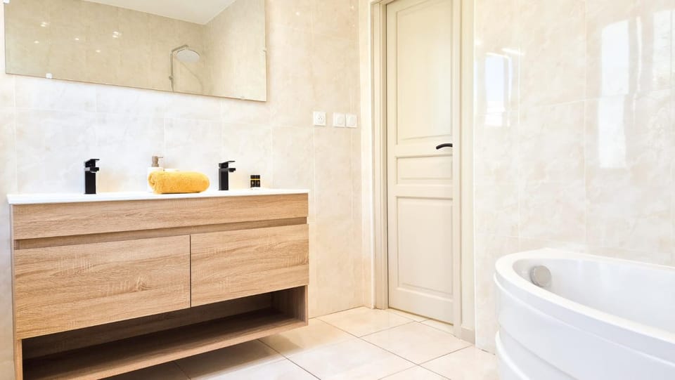 Shower, Bathroom, Bath
