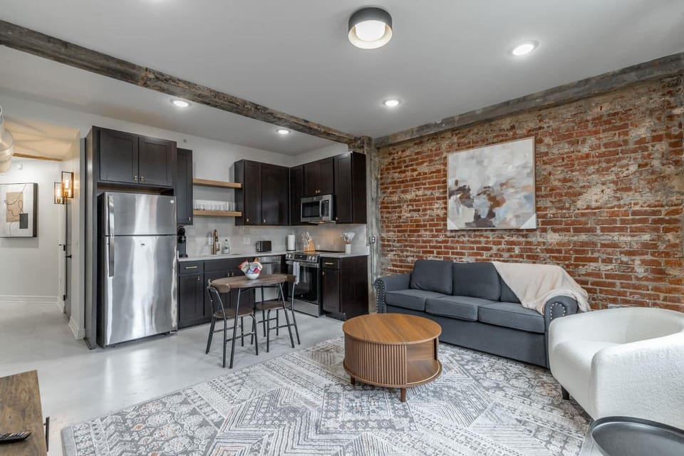 Park Hotel 2BR Suite 306 House in Chattanooga