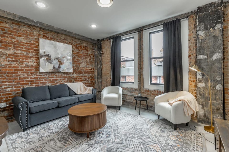 Park Hotel 2BR Suite 306 House in Chattanooga