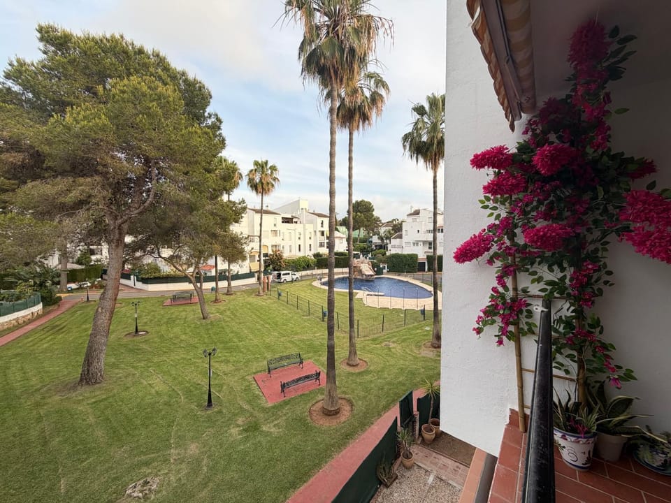 Garden view, Pool view, Swimming pool