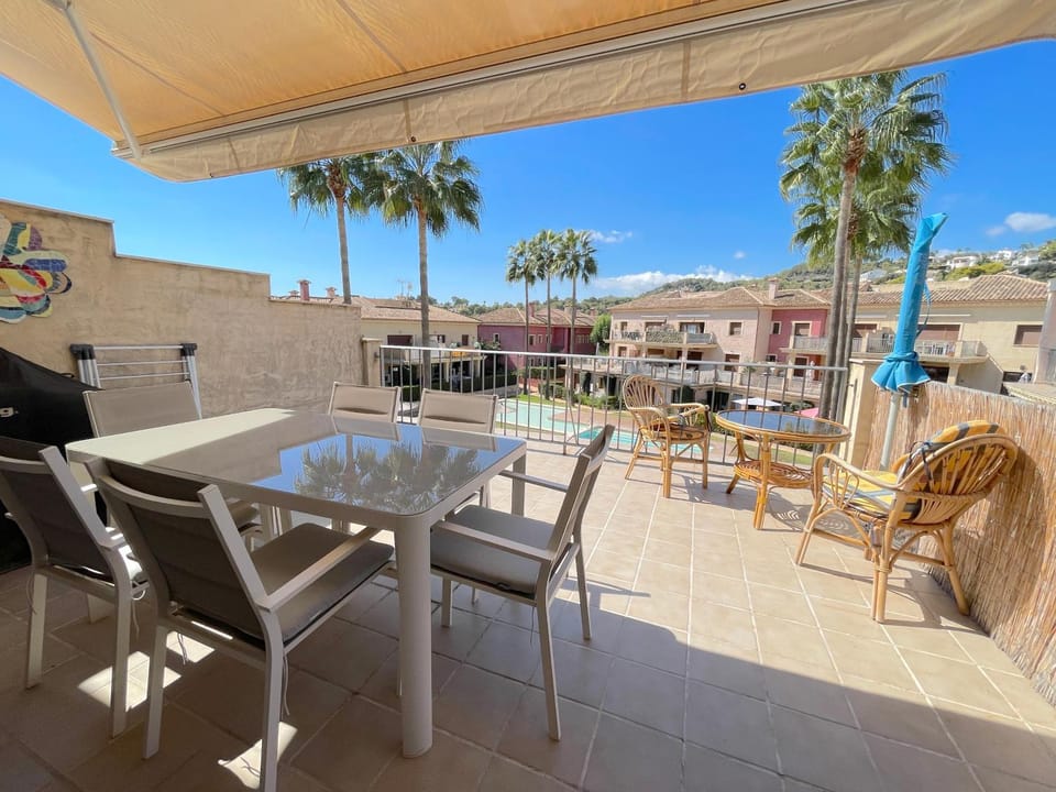 Patio, View (from property/room), Balcony/Terrace