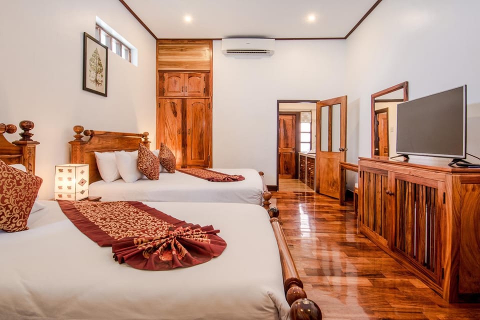 Shower, Toilet, Bathroom, TV and multimedia, Coffee/tea facilities, Balcony/Terrace, Seating area, Bedroom