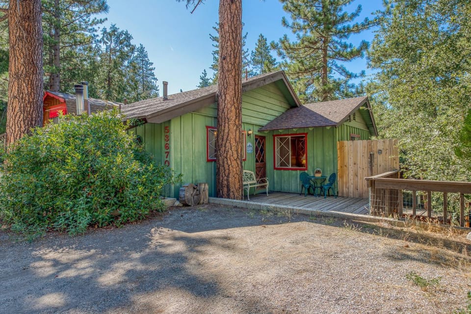 Bear's Den House in Idyllwild-Pine Cove