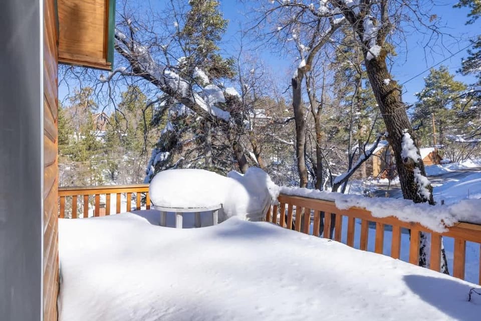 Minton Heaven Cabin W Spa Cabin in Big Bear