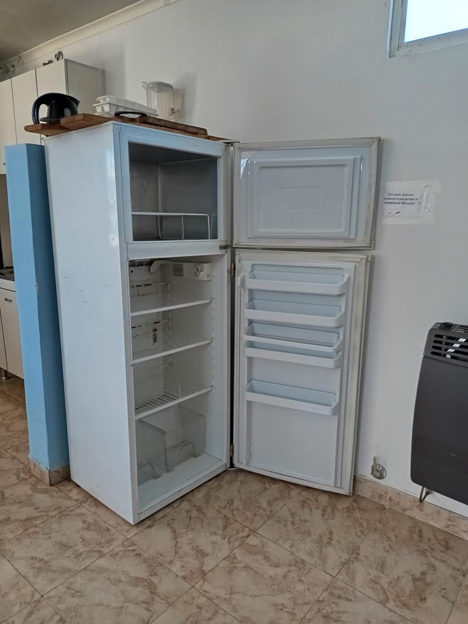 Kitchen or kitchenette, kitchen