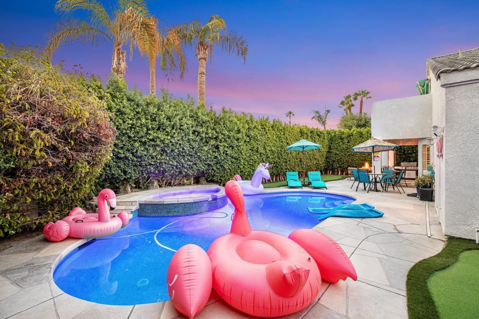 Carlotta Haven w/ EV Charger House in Palm Desert