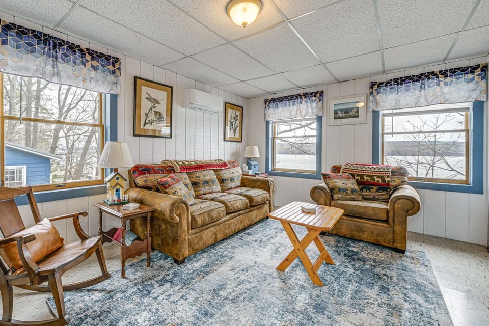Sunset Side of Seneca Lake! Family Home w/ Dock House in Seneca Lake