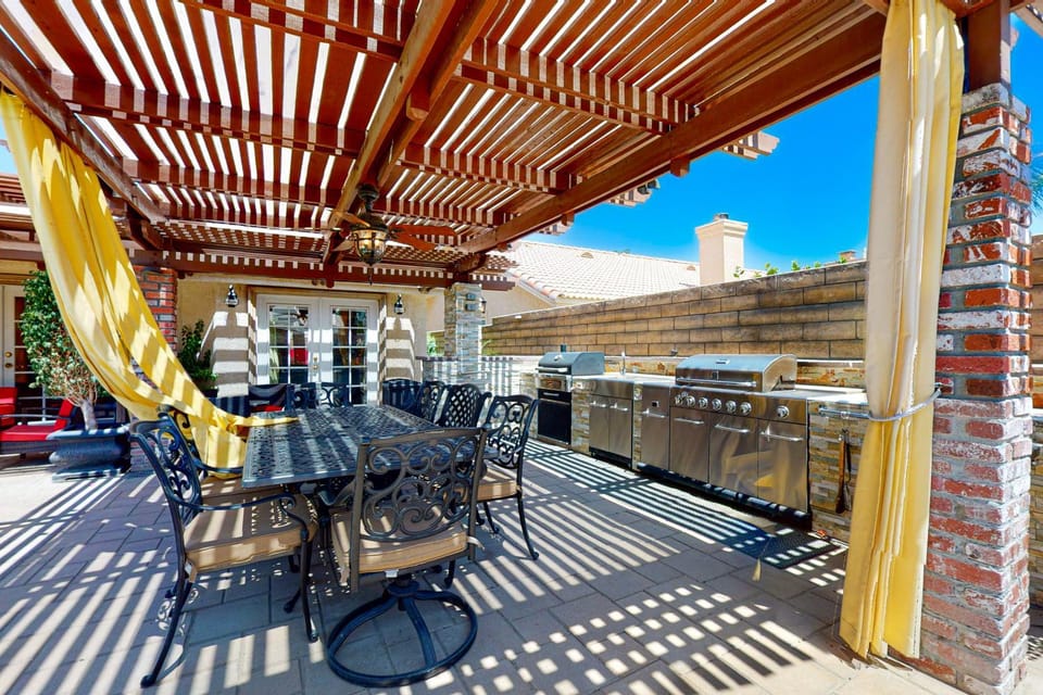 Escape To La Quinta House in La Quinta