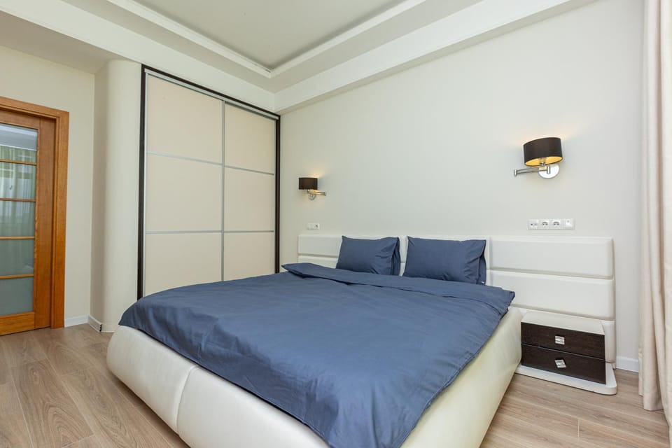 Bed, Photo of the whole room, Bedroom, wardrobe