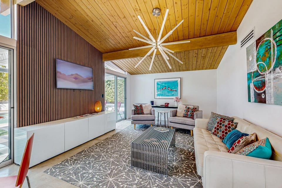 Iconic Mid-Century Modern Escape - 4729 House in Palm Springs