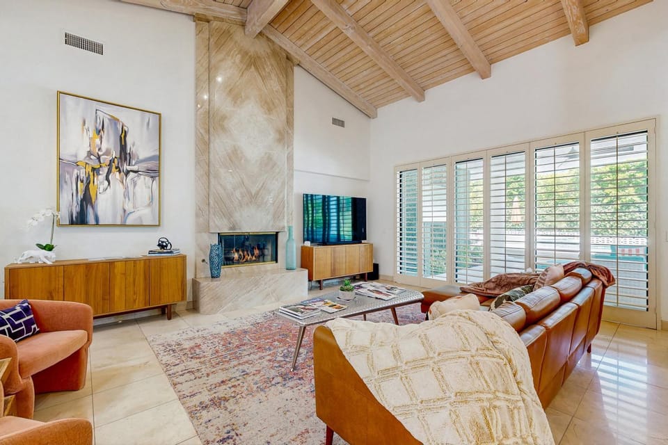 Luxury Estate in Indian Wells Country Club House in Indian Wells