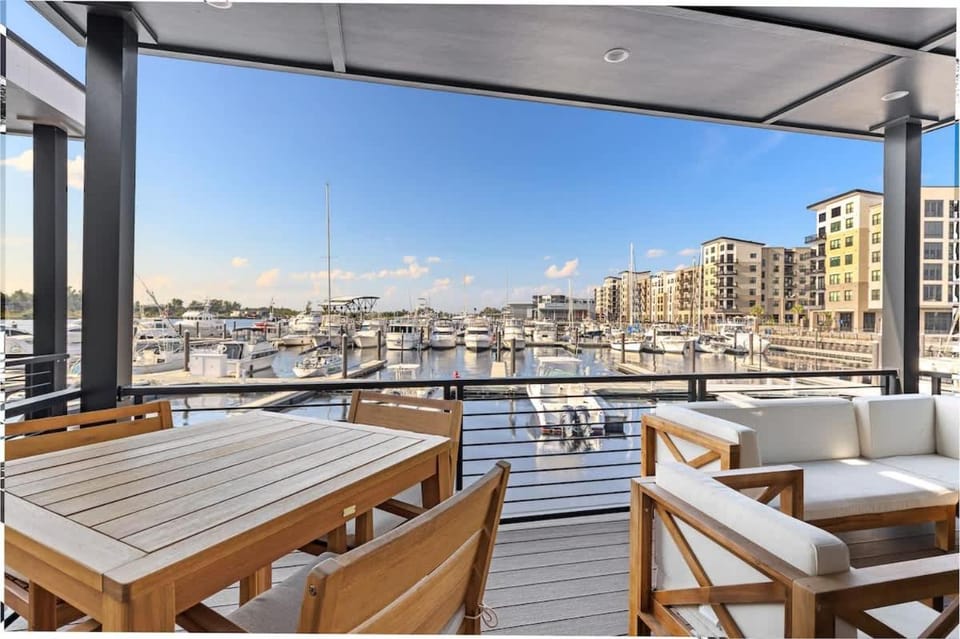 Haven at The Cove Riverwalk Villas House in Wilmington