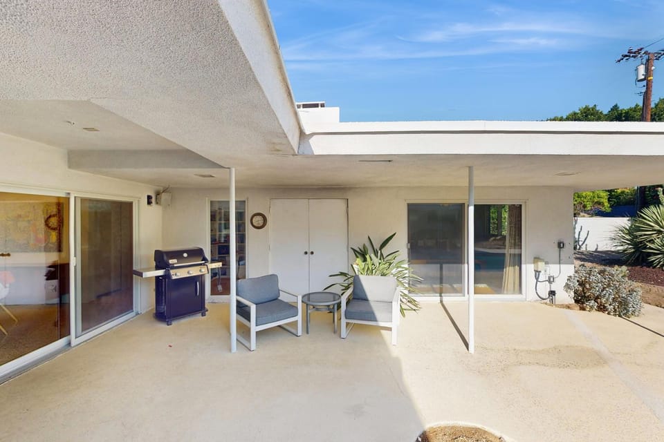 Oscar Mayer House - 1050 House in Palm Springs