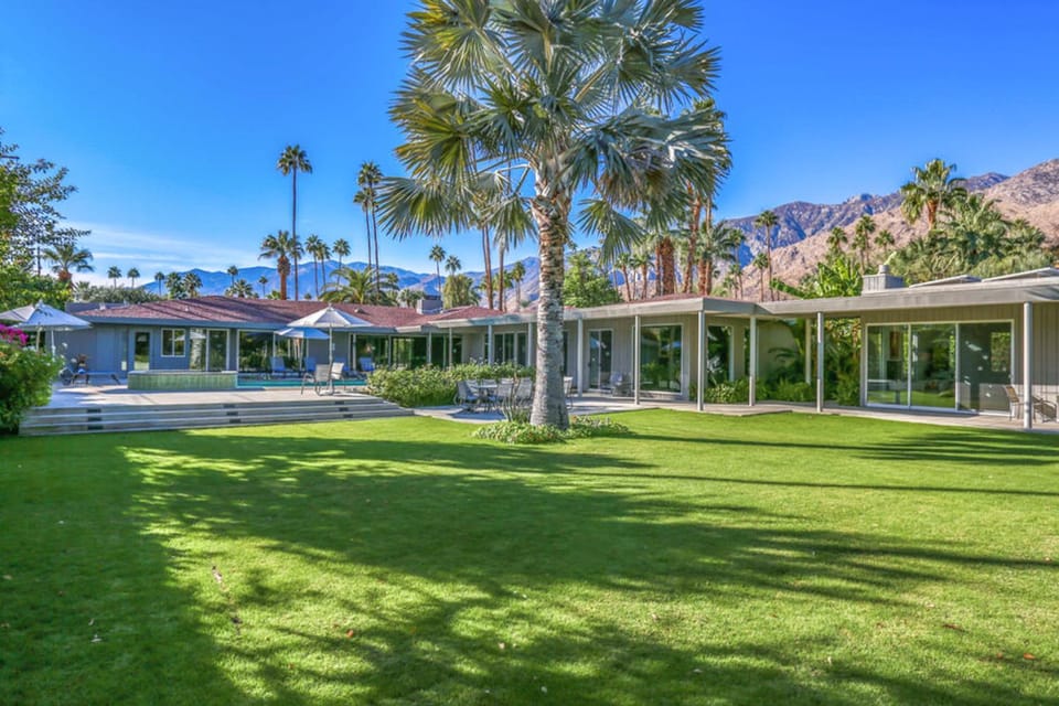 Palm Springs Perfection - 2243 House in Palm Springs
