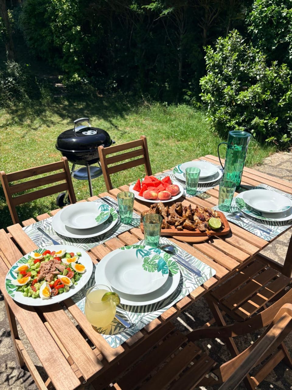 BBQ facilities, Garden, Food and drinks, Dining area, Garden view