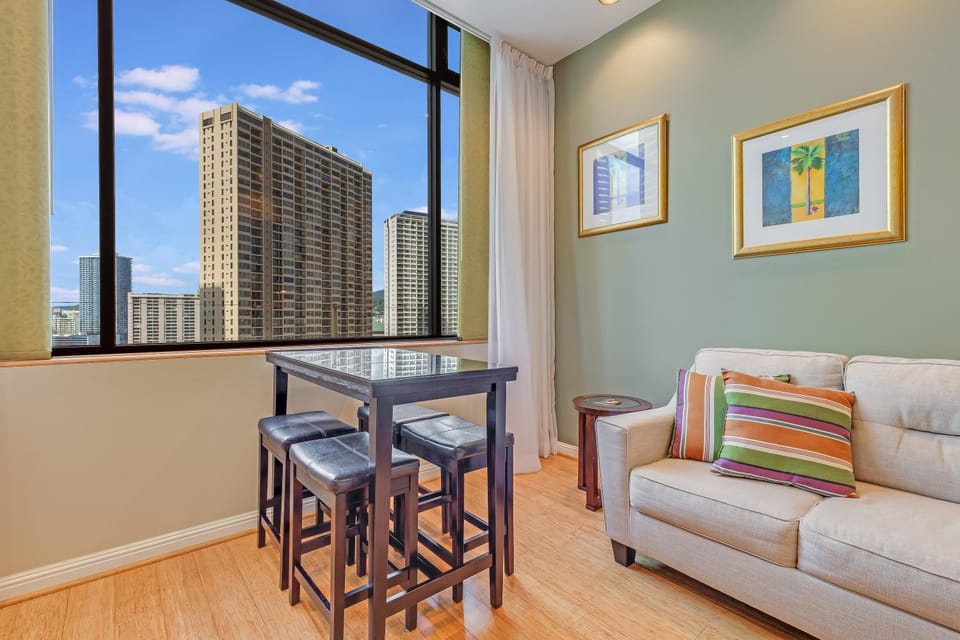 Palms at Waikiki - 1 Bedroom City View 1209 Apartment in McCully-Moiliili