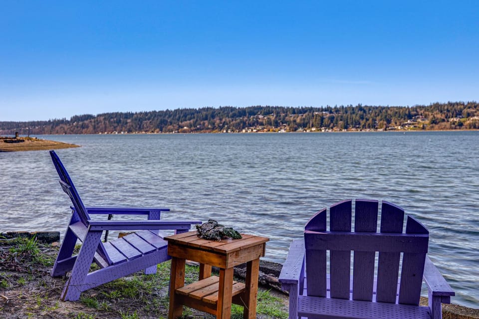 Beach Access Historic Cabin on Henderson Bay! Cabin in Hood Canal