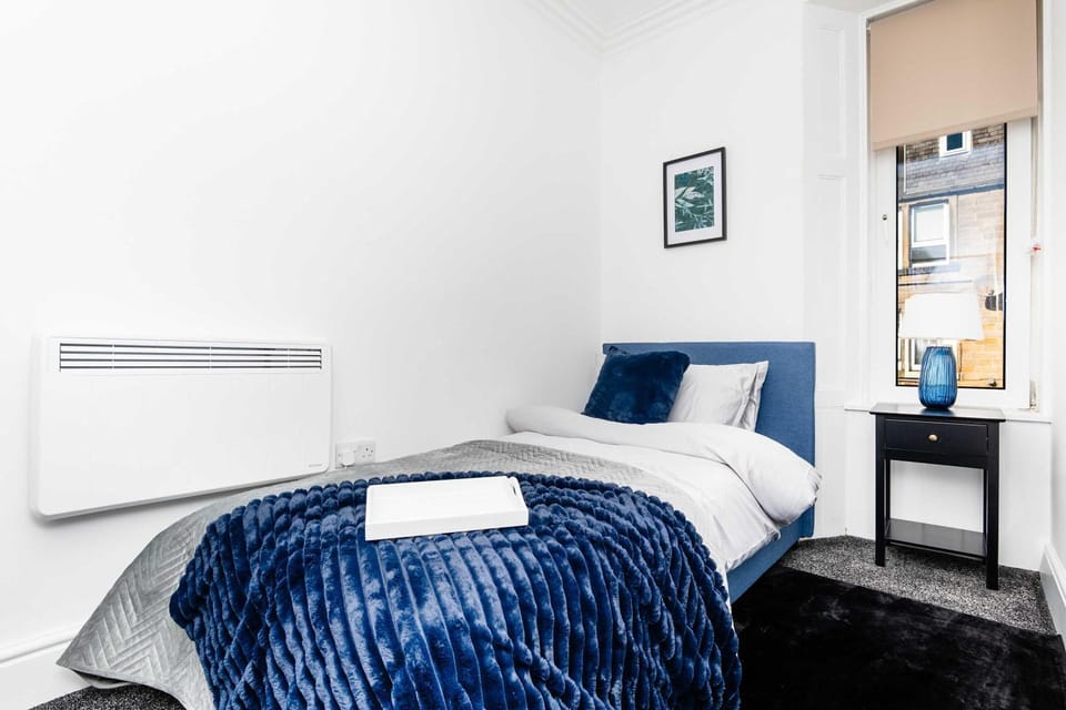 Charming Prime-Central Gem in Hawick-Walk to Shops House in Hawick