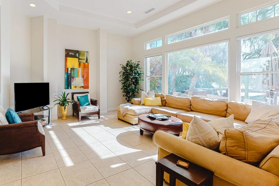 Rancho Mirage Golf Retreat House in Rancho Mirage