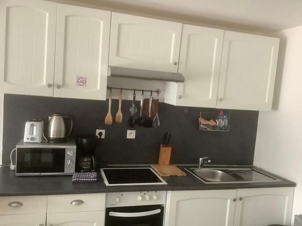 Gite Augirons Apartment in Nouvelle-Aquitaine