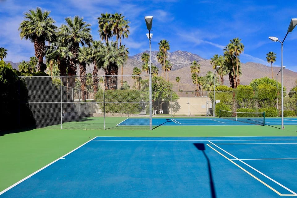The CoCo Cabana Unit 31 - 69256 Apartment in Palm Springs