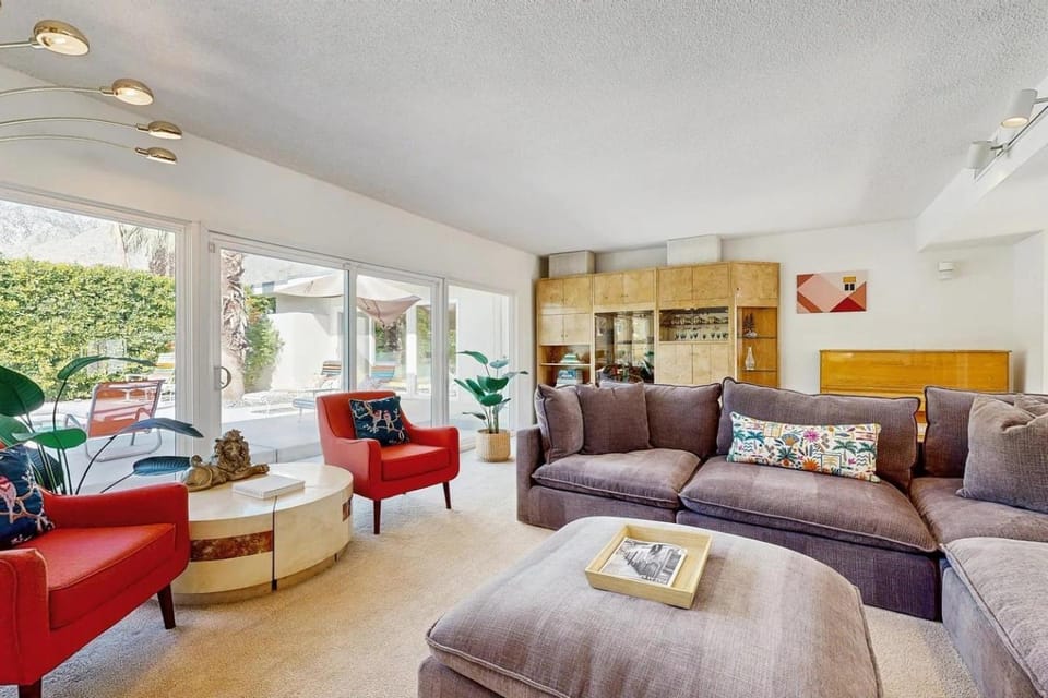 The Joshua Tree Place - 69046 House in Palm Springs