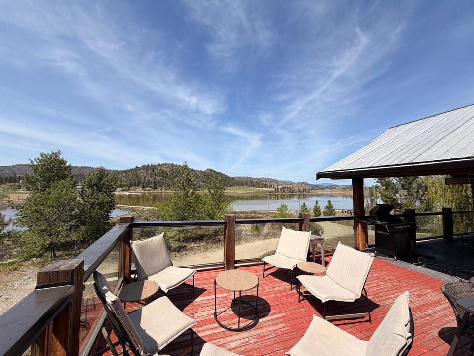 Patio, Balcony/Terrace, Mountain view
