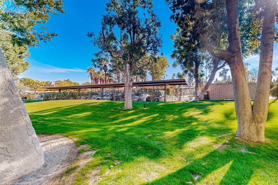 Toucan Sands House in Palm Springs