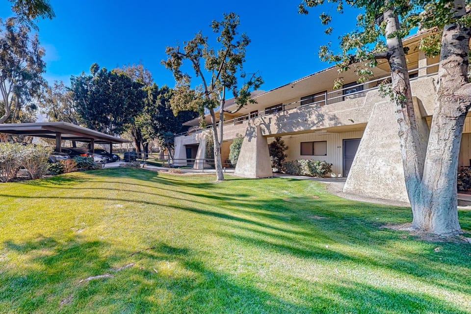 Toucan Sands House in Palm Springs