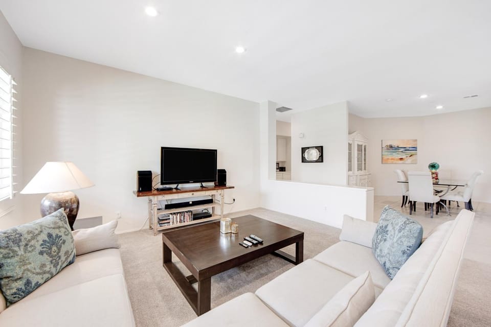 Whitehawk At Palm Desert House in Palm Desert